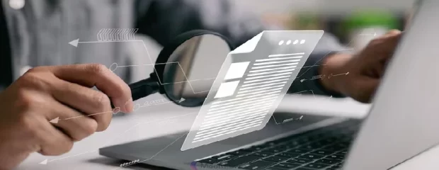 empresa-auditora-revisando-costos