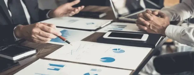 Análisis de precios de transferencia en transacciones intercompañía